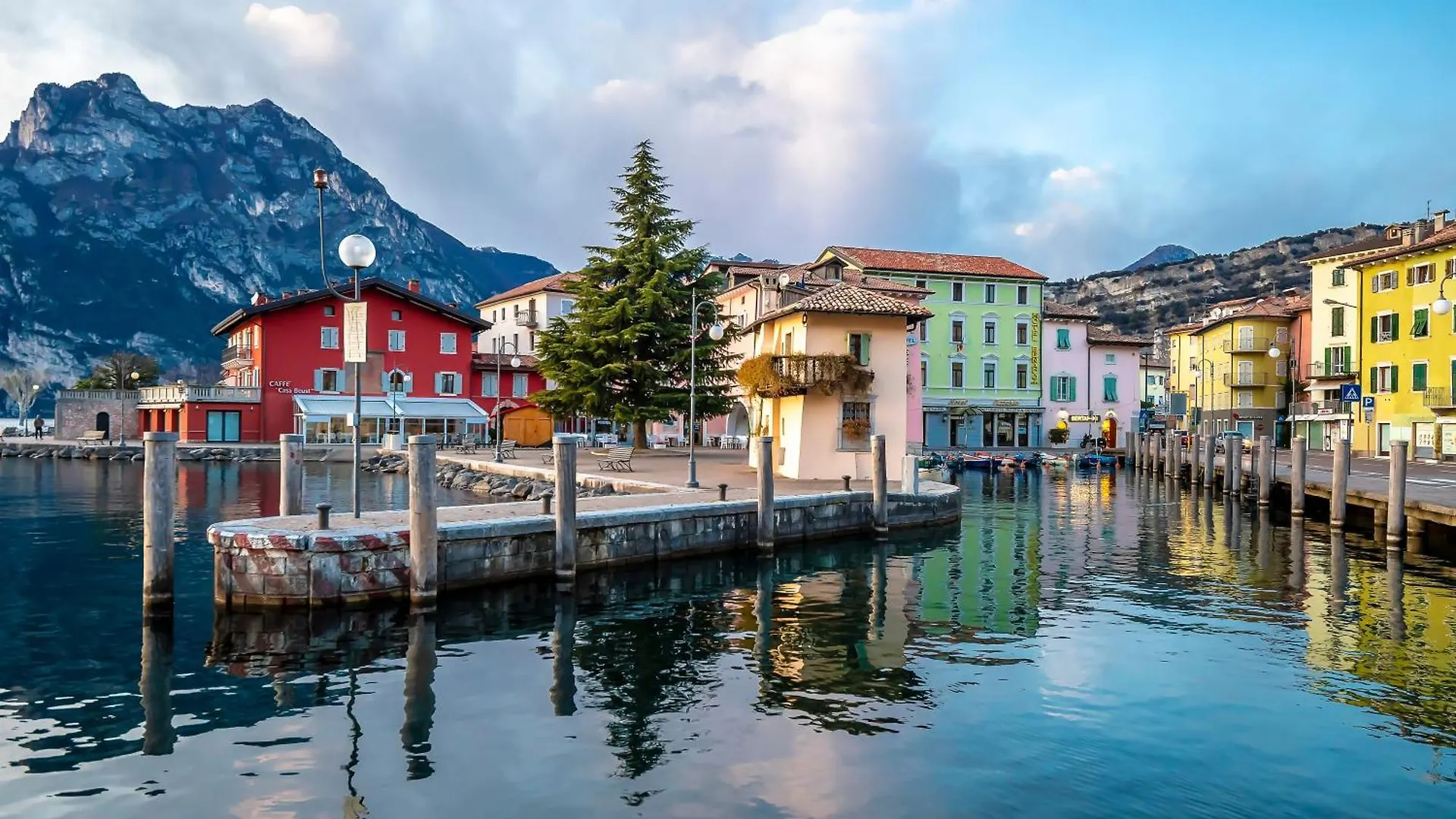 Villa Schlosser Lake Front & Private Pool Malcesine