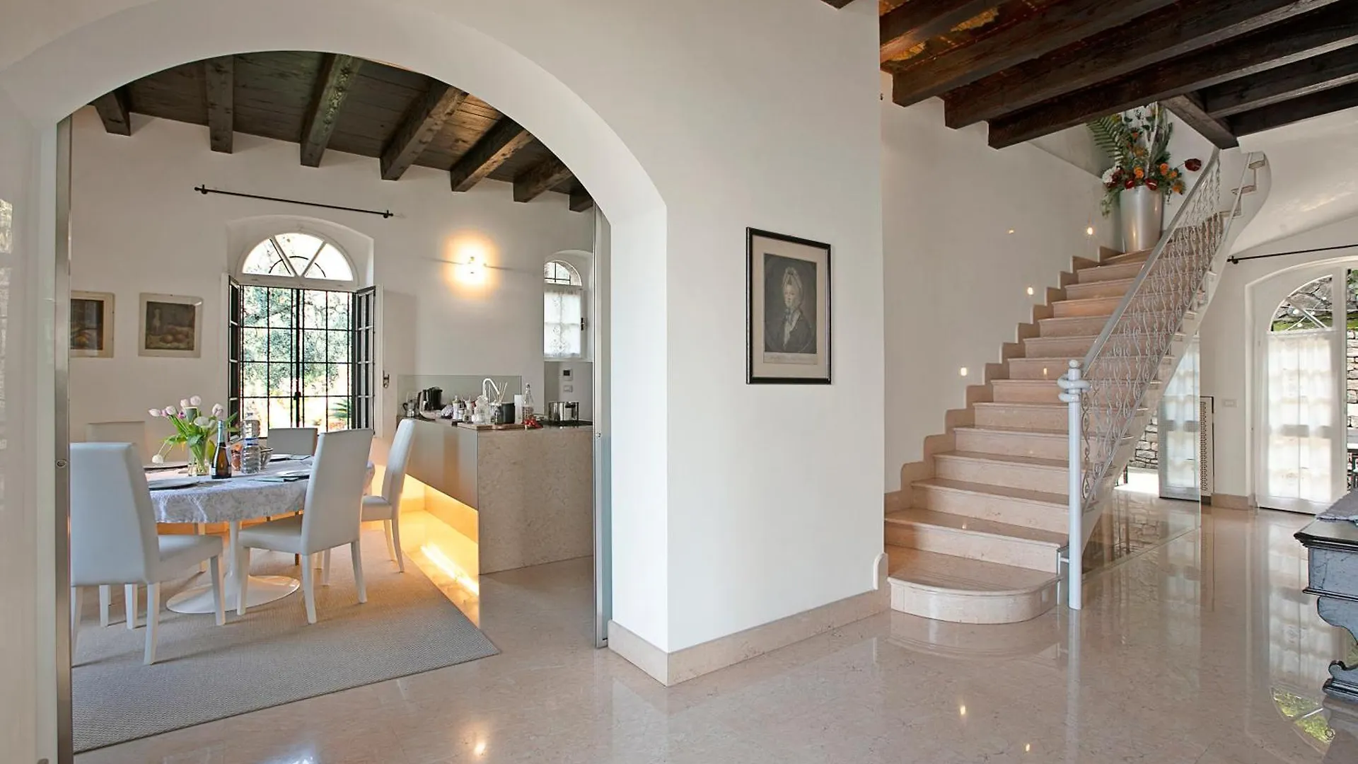Villa Schlosser Lake Front & Private Pool Malcesine 0*,  Italy