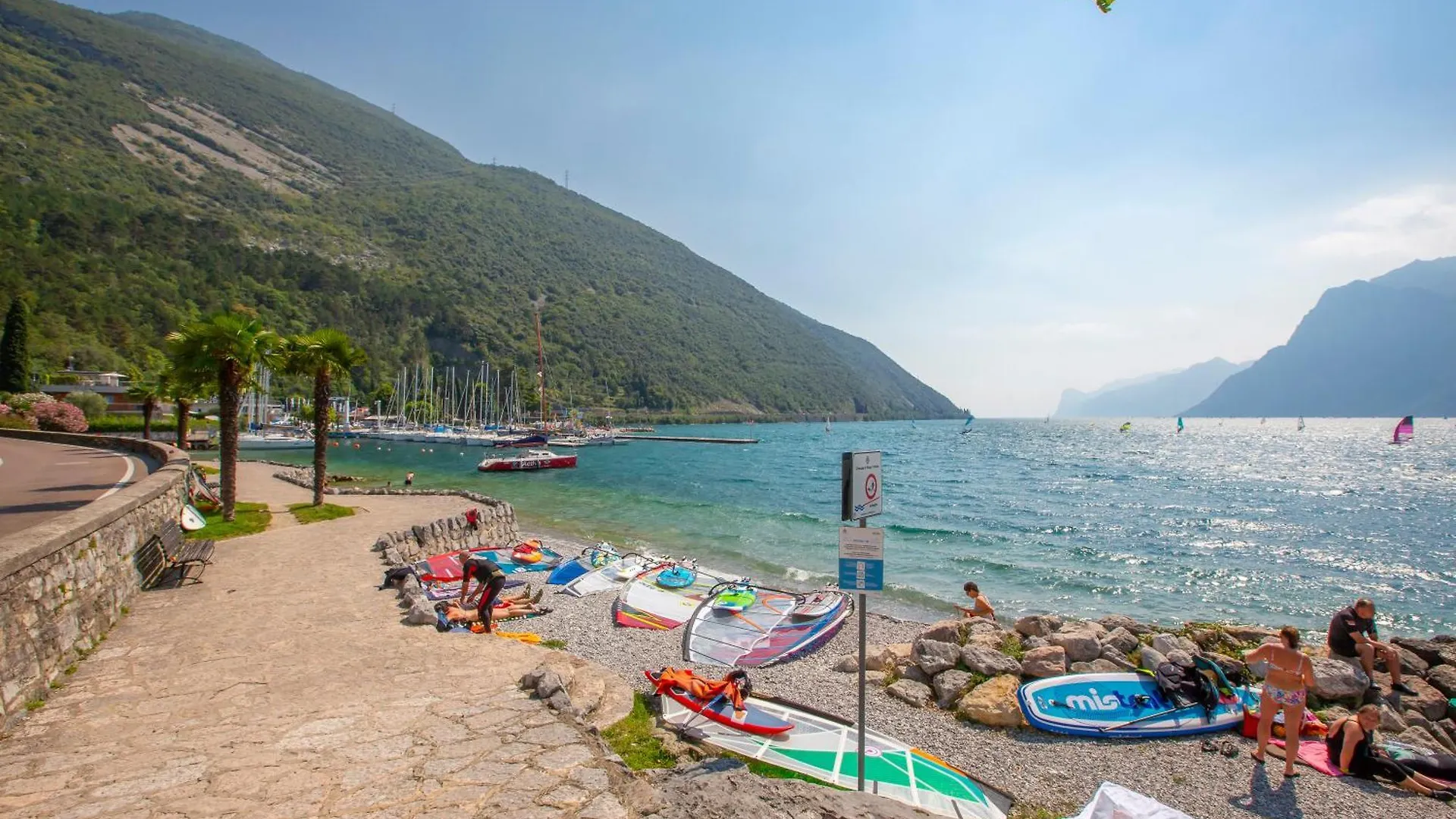 Villa Schlosser Lake Front & Private Pool Malcesine