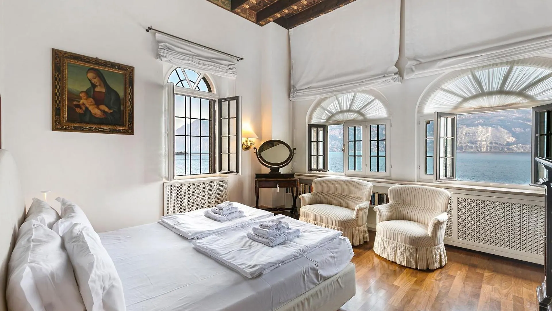 Villa Schlosser Lake Front & Private Pool Malcesine