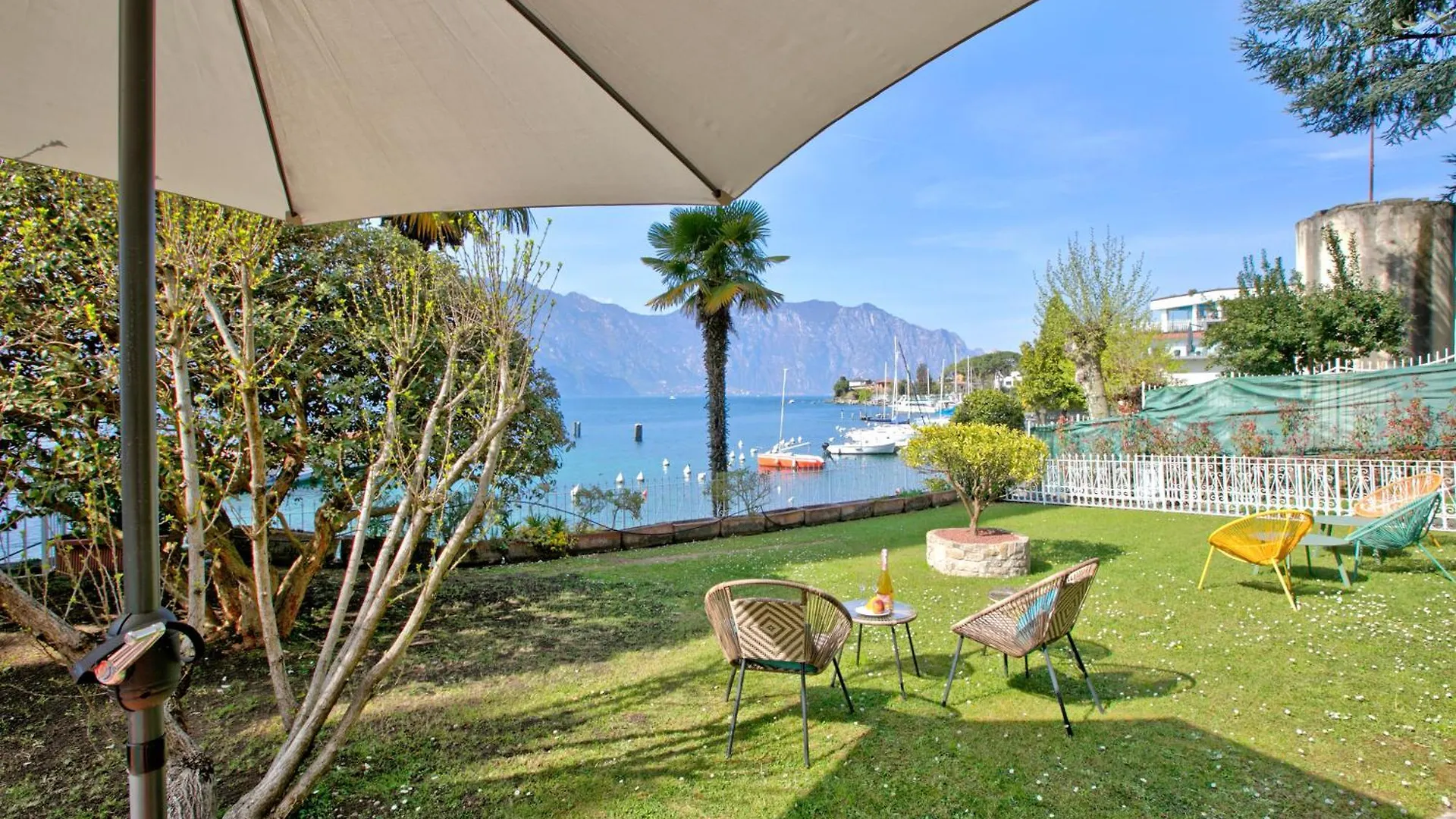 Villa Schlosser Lake Front & Private Pool Malcesine Italien